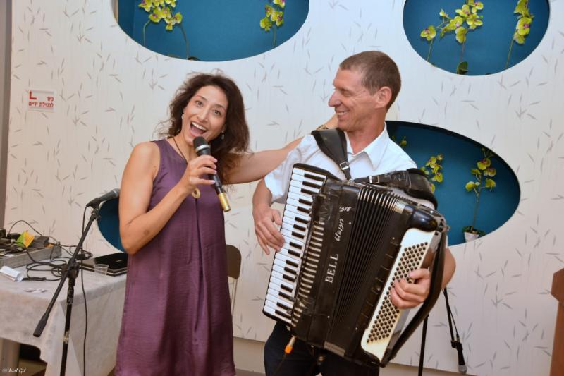 מנוי לערבי זמר מנוי לערבי זמר